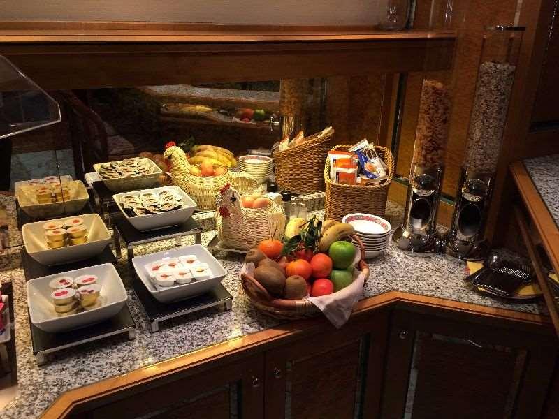 Christophe Colomb Lussemburgo Ristorante foto